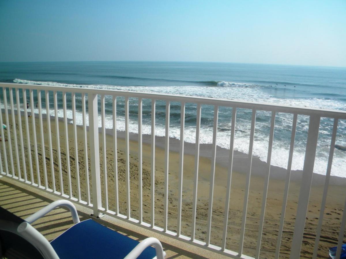 Oceanfront Room with King Bed