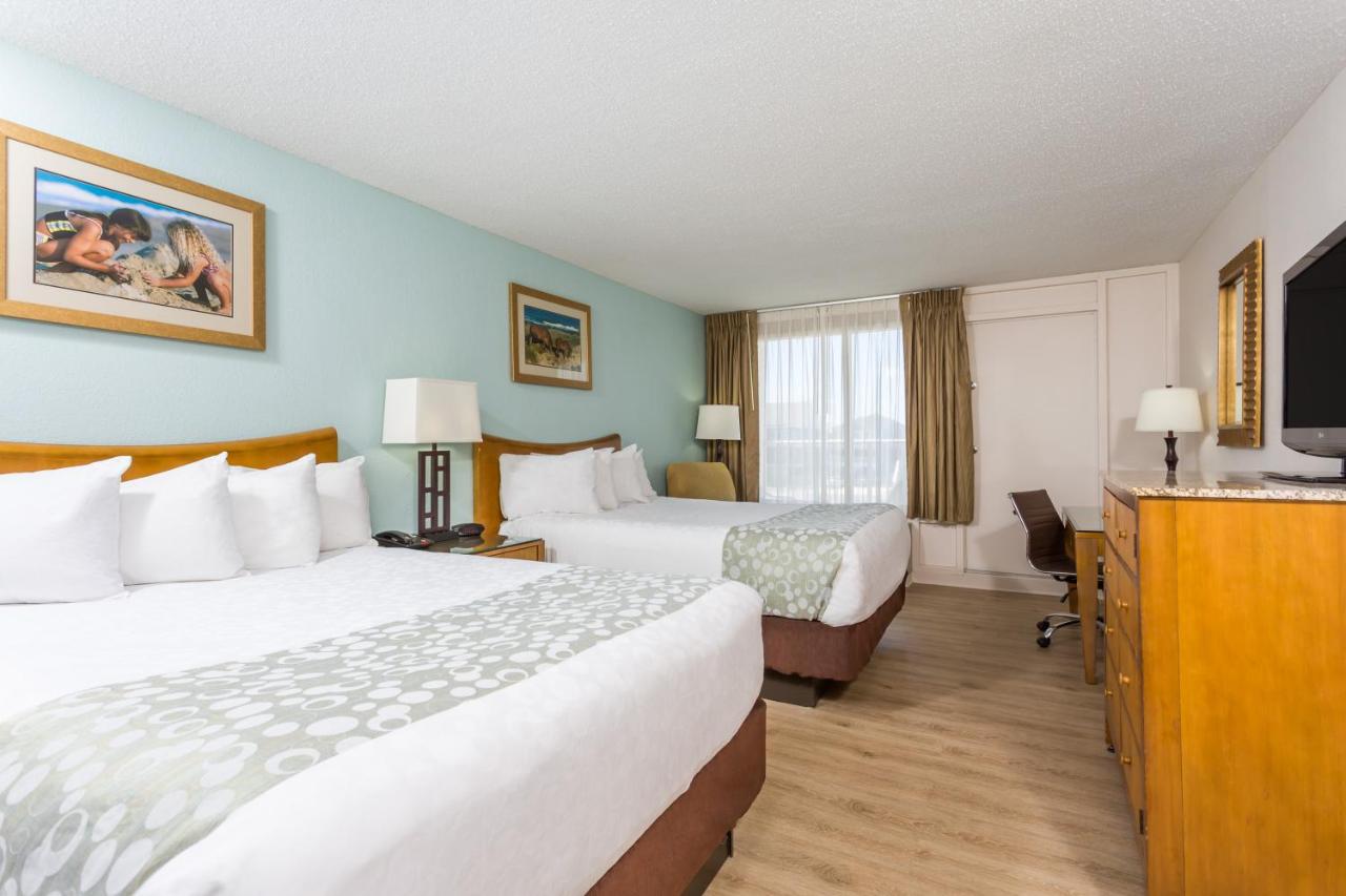 Queen Room with Two Queen Beds and Ocean View - Mobility Access/Non-Smoking